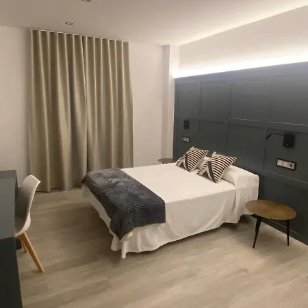 Lusitania, Centro Ciudad, Parking Privado ホテル