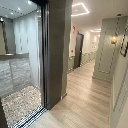 Lusitania, Centro Ciudad, Parking Privado 2* メリダ