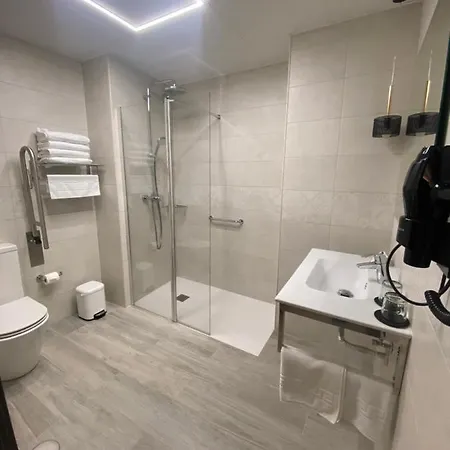 Hotel Lusitania, Centro Ciudad, Parking Privado Merida