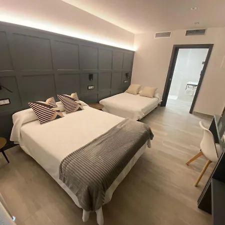 Lusitania, Centro Ciudad, Parking Privado ホテル