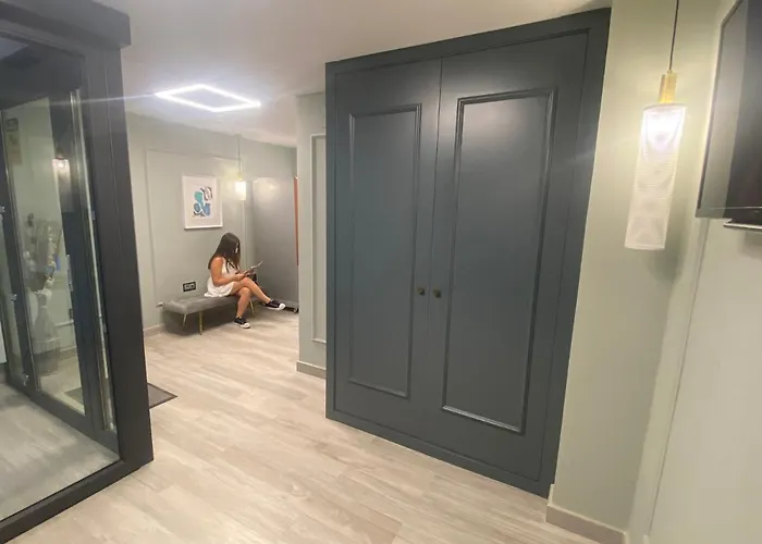 Lusitania, Centro Ciudad, Parking Privado Otel 2*