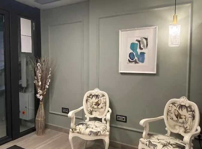 Lusitania, Centro Ciudad, Parking Privado Otel 2*