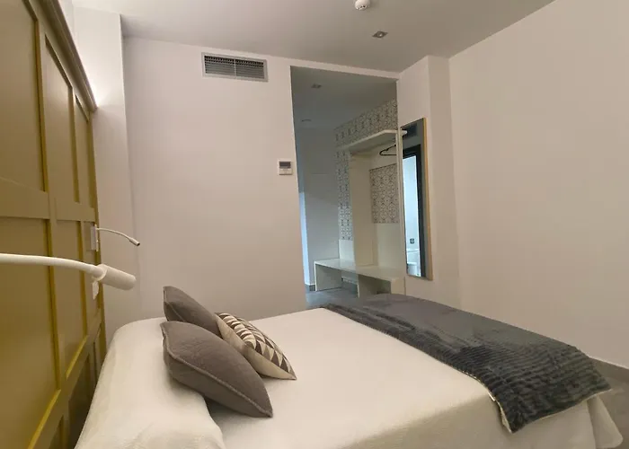 Lusitania, Centro Ciudad, Parking Privado Otel