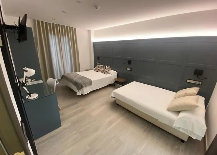 Hotel Lusitania, Centro Ciudad, Parking Privado